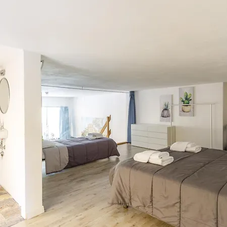 Casa Loft Alighieri Centro 公寓