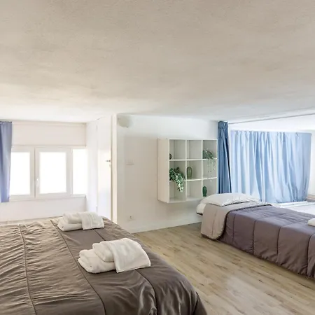 Casa Loft Alighieri Centro 公寓 *